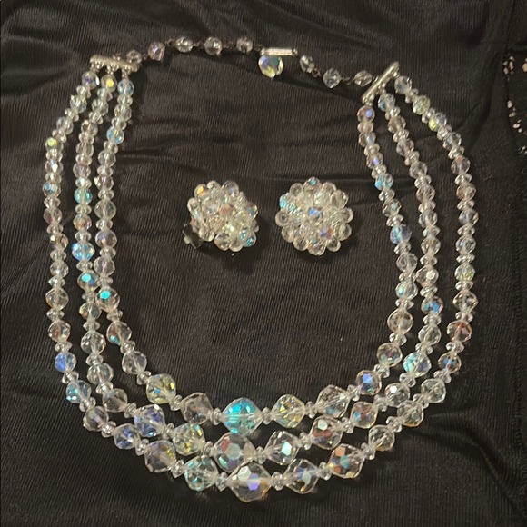 Clear Vintage aurora Borealis crystal Double-Strand Necklace and earrings - Picture 4 of 7